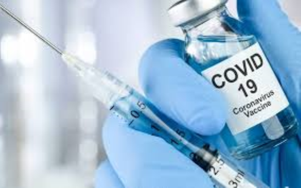 Covid-19, come funzionerà la vaccinazione delle persone fragili