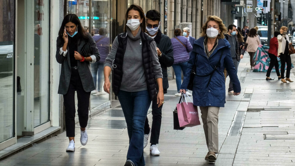 Covid-19, green pass indeterminato per i vaccinati con terza dose 